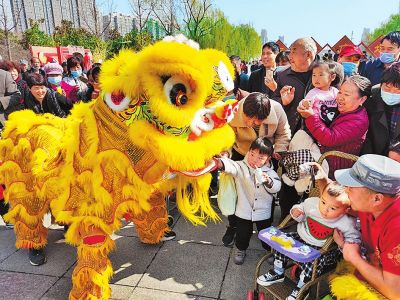 夏日里的邂逅（以盛夏款款而来，悄然而去）